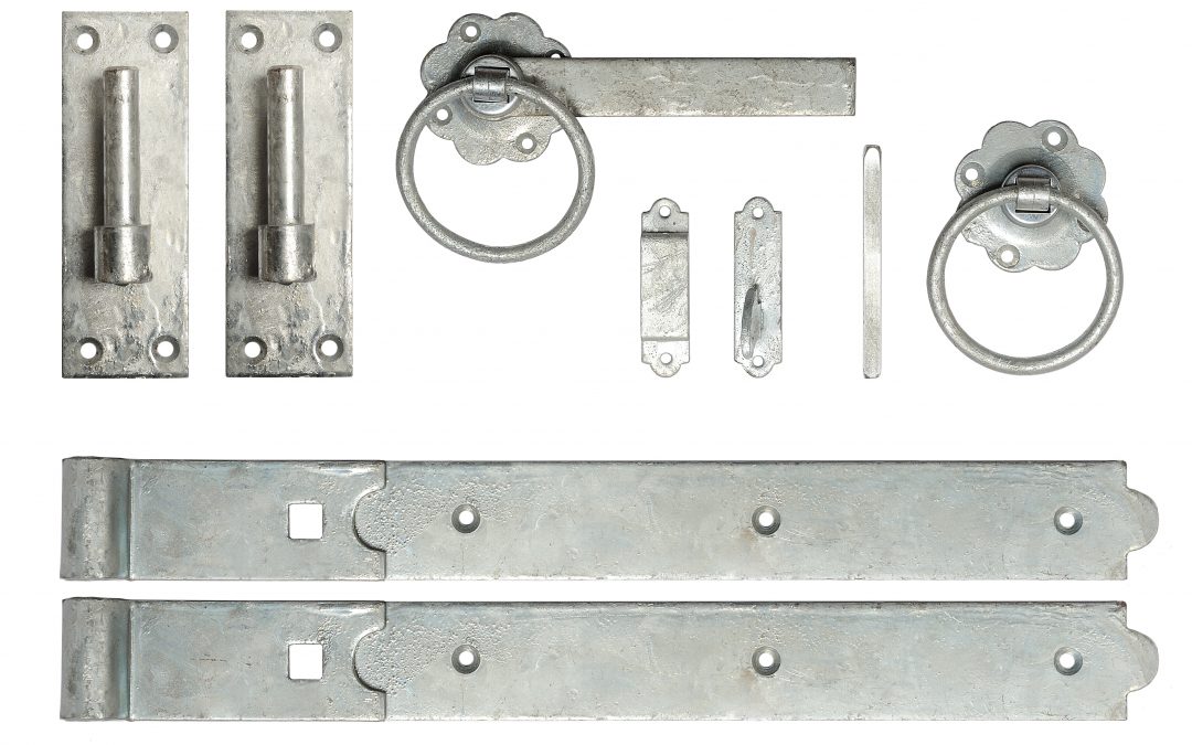 (SGFS/GALV) 18″ Hook & Band Hinge, Latch, Galvanised