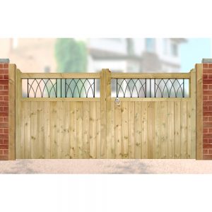 Windsor Low Wooden Driveway Gates 1200mm High