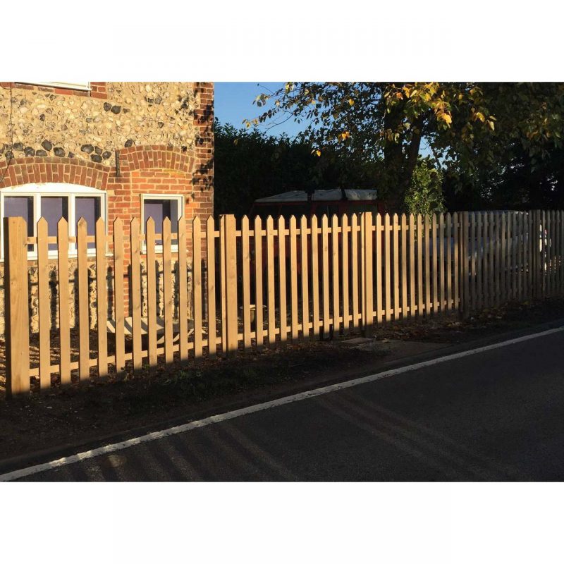Palisade Pointed Pales Wooden Fence Panels